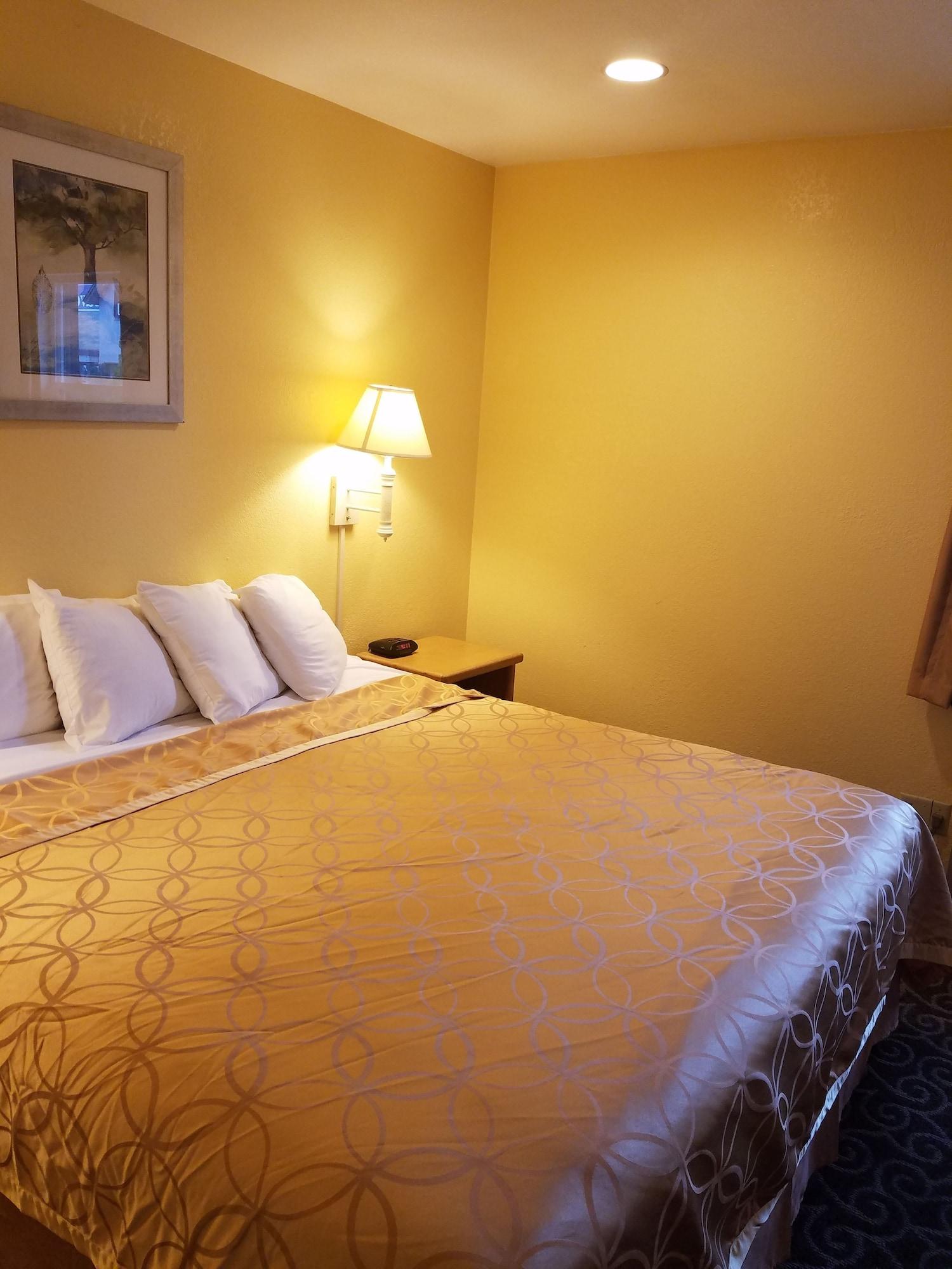 Travelodge By Wyndham וונאטצ'י מראה חיצוני תמונה