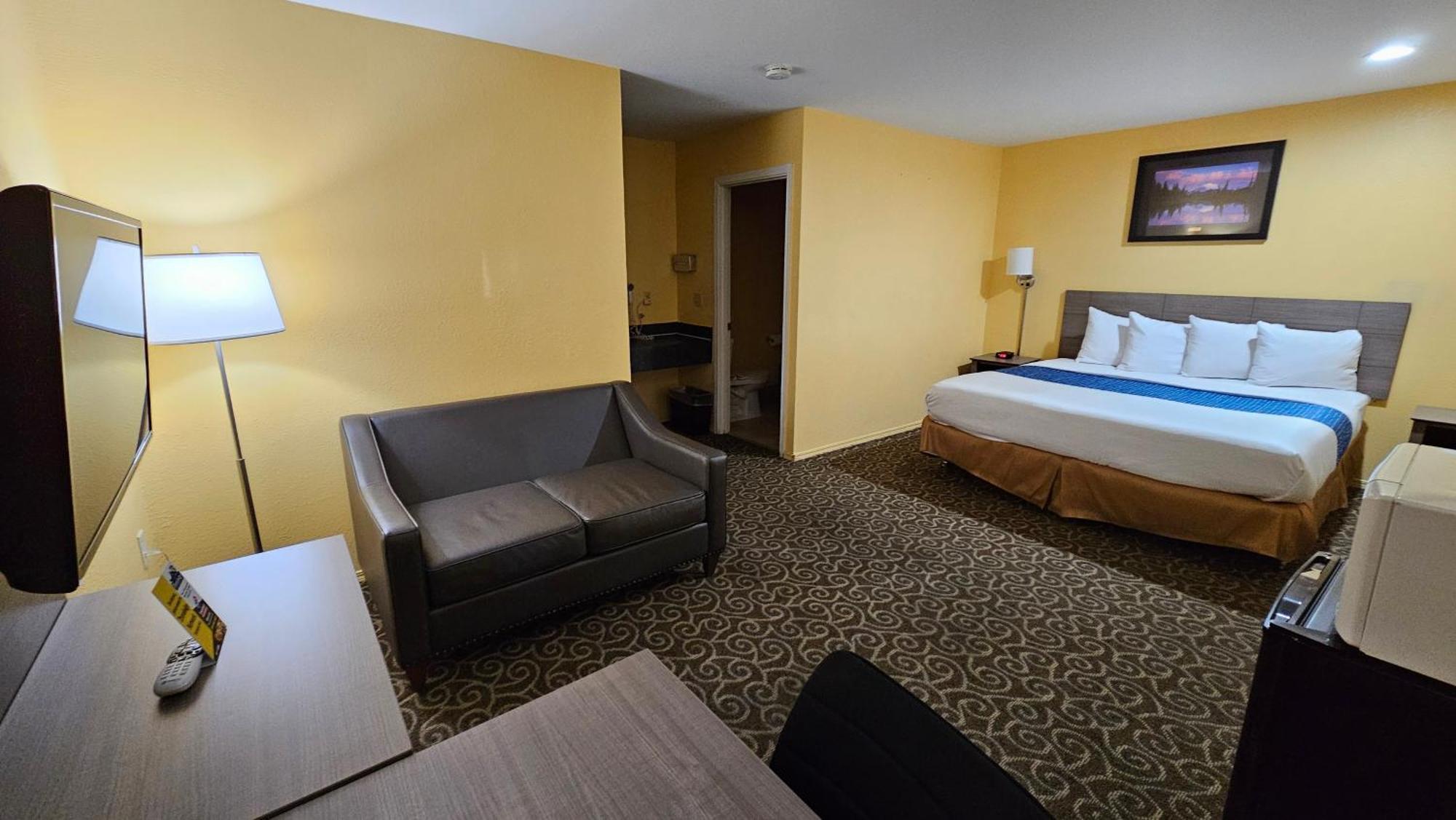 Travelodge By Wyndham וונאטצ'י מראה חיצוני תמונה