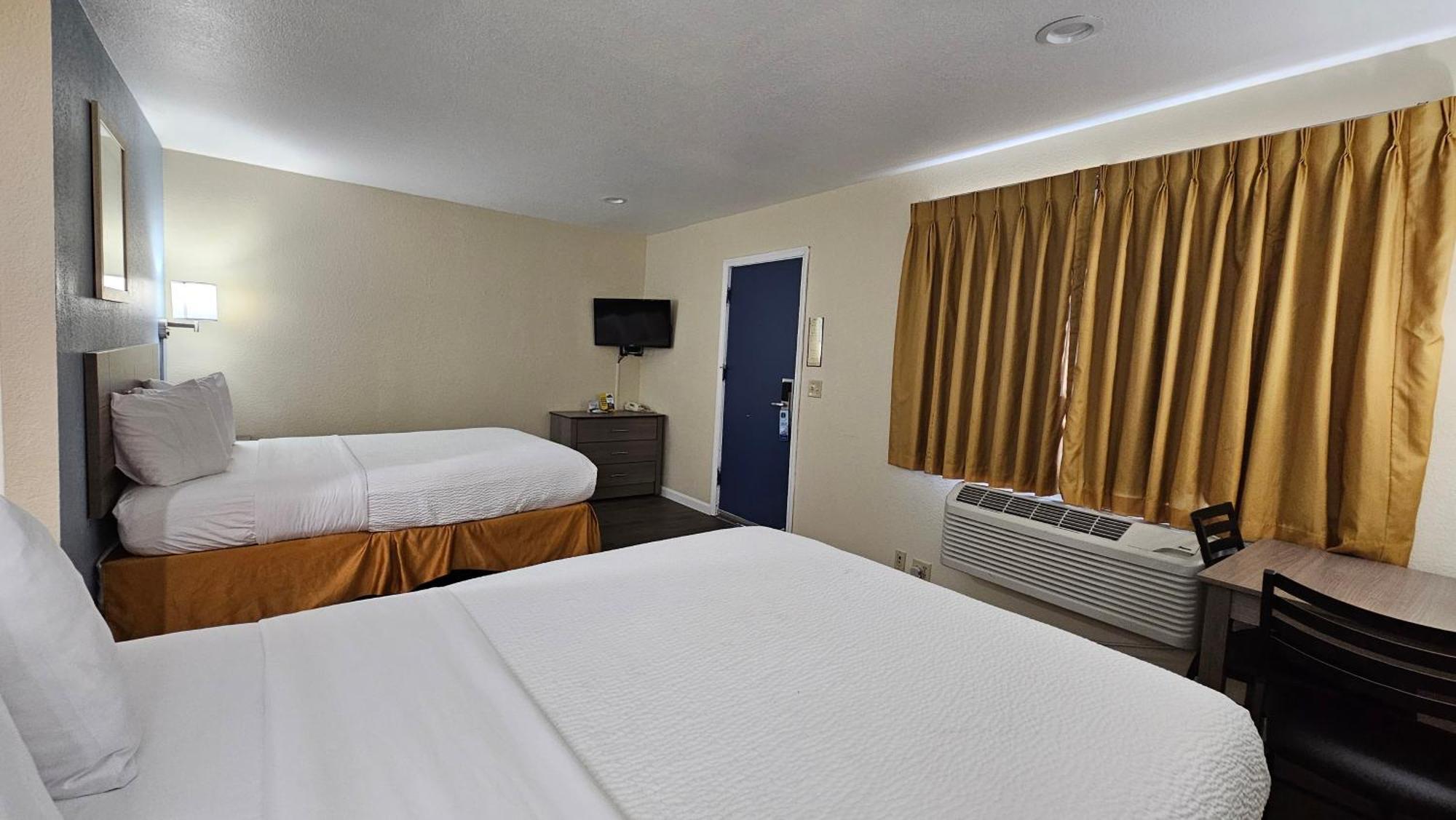 Travelodge By Wyndham וונאטצ'י מראה חיצוני תמונה